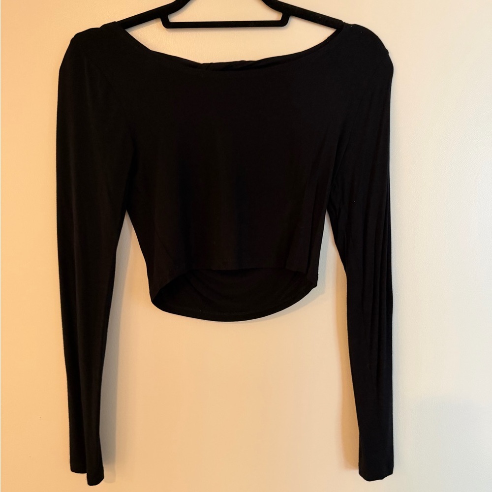 Lovers + Friends Black Long-Sleeve Cropped Top